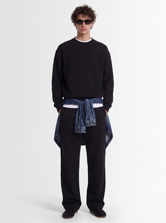 THE CORE: Crewneck sweatshirt