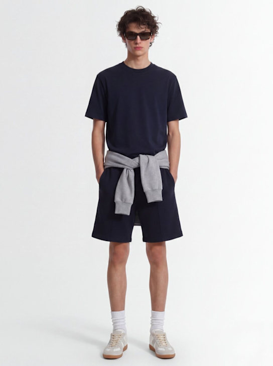 THE CORE: Lightweight t-shirt