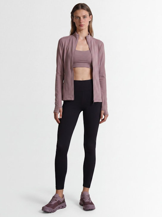 On - Studio jacket