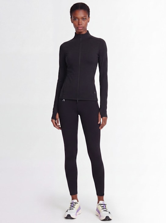 On - Studio jacket