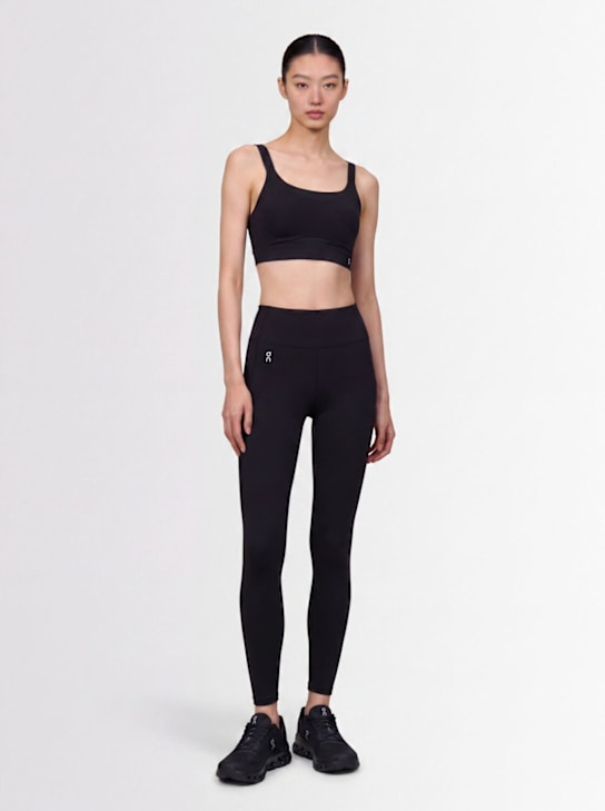 On - Studio 7/8 tights