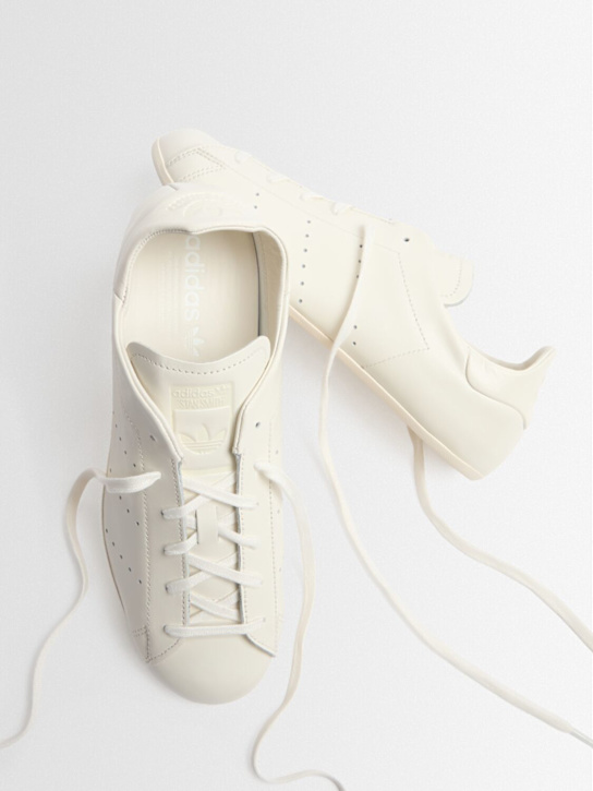 adidas Originals: Stan Smith Lo Pro sneakers