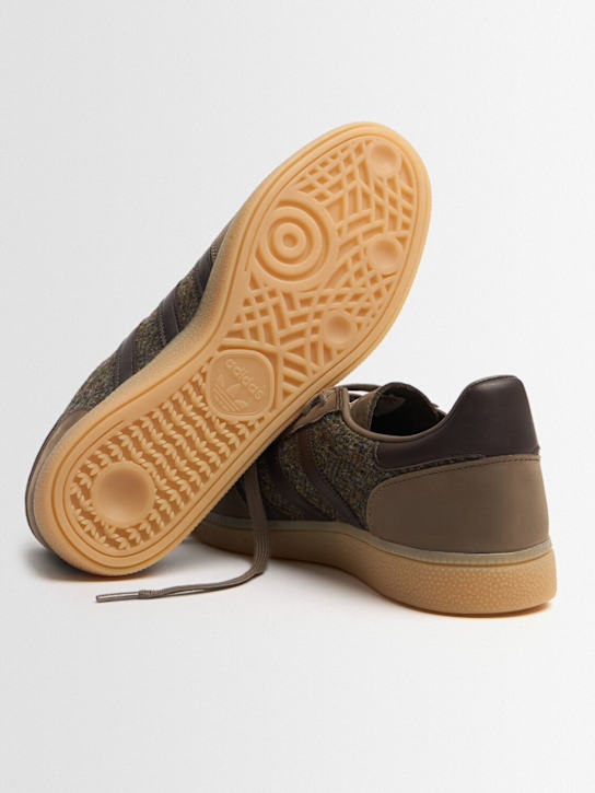 adidas Originals: Handball Spezial sneakers