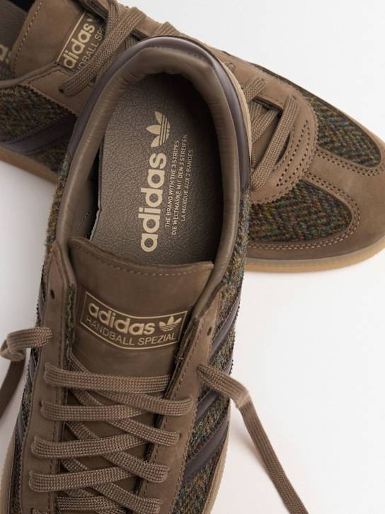 adidas Originals: Handball Spezial sneakers