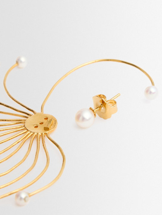 ALICE SAMBENATI: White Swan mono ear cuff