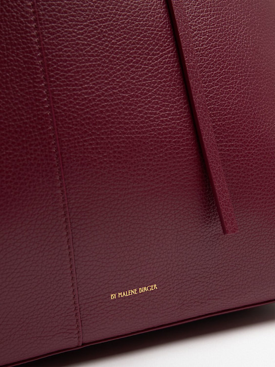 BY MALENE BIRGER: Abilla grain leather tote bag