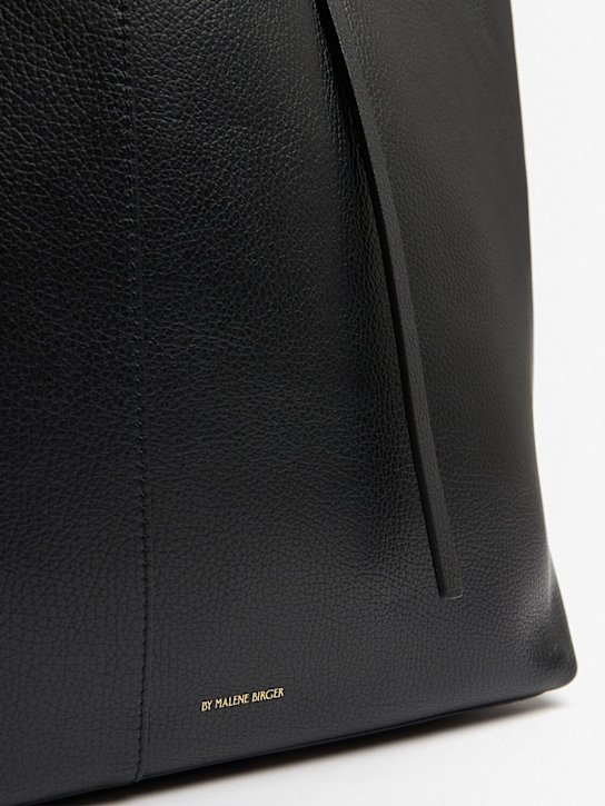 BY MALENE BIRGER: Abilla grain leather tote bag