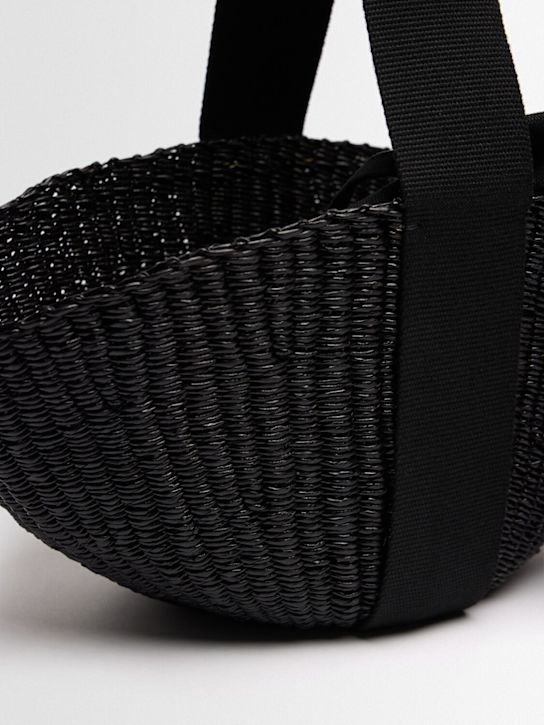 MUUÑ: Nona raffia effect top handle bag