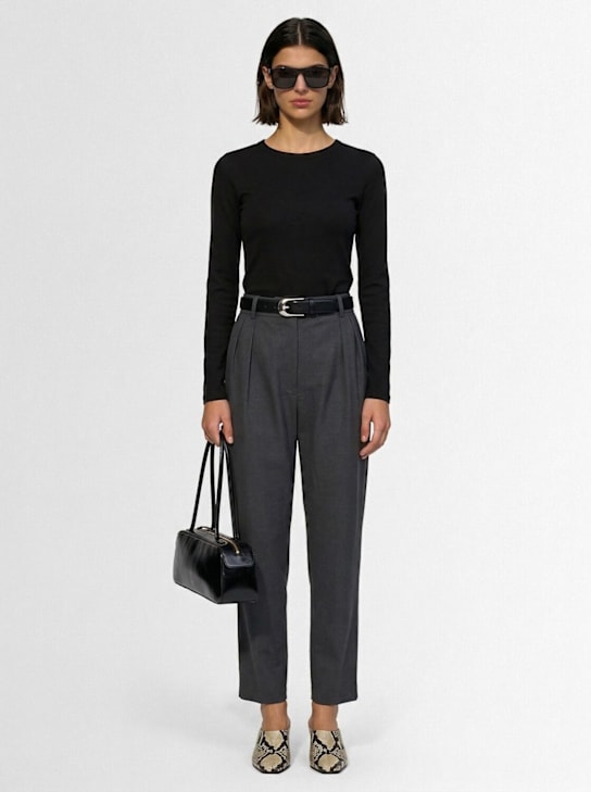 THE MANNEI: Cropped straight pants