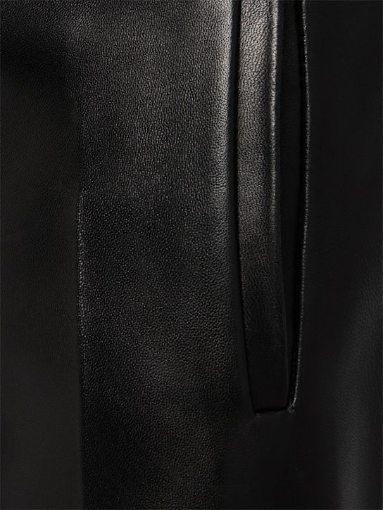 Khaite: Pantalones de piel