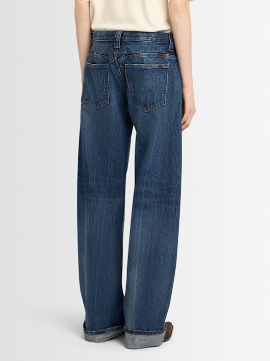 Khaite: Jeans rectos de denim