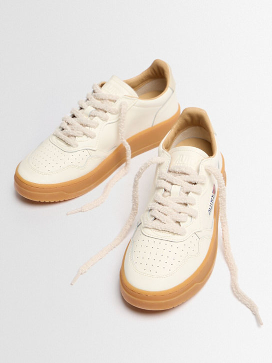 Autry - Medalist Low soft leather sneakers