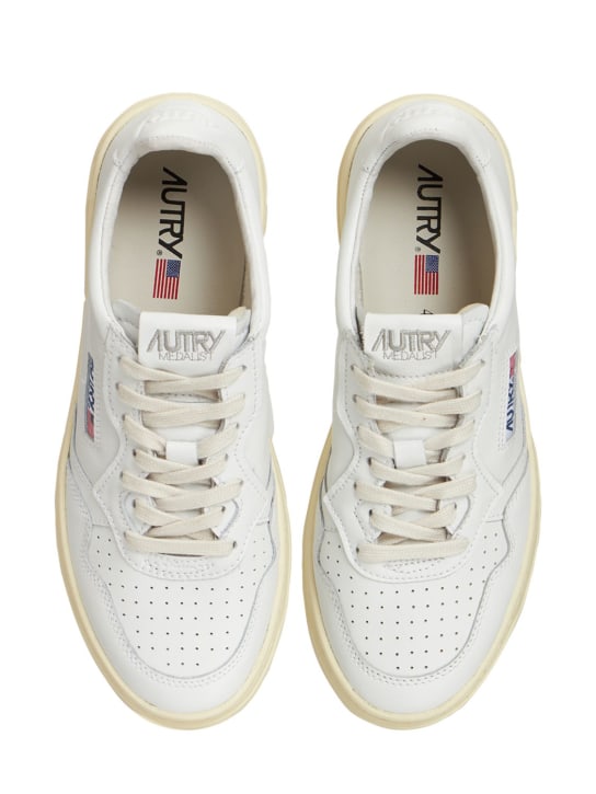 Autry: Sneakers "Medalist"