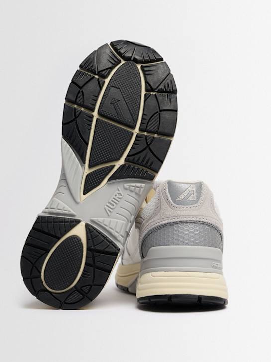 Autry: Hyperway low sneakers