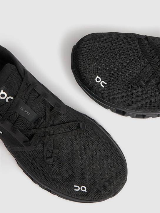 On: Cloud X 4 sneakers