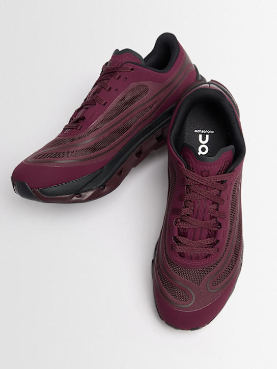 On: Cloudflow 5 AD sneakers