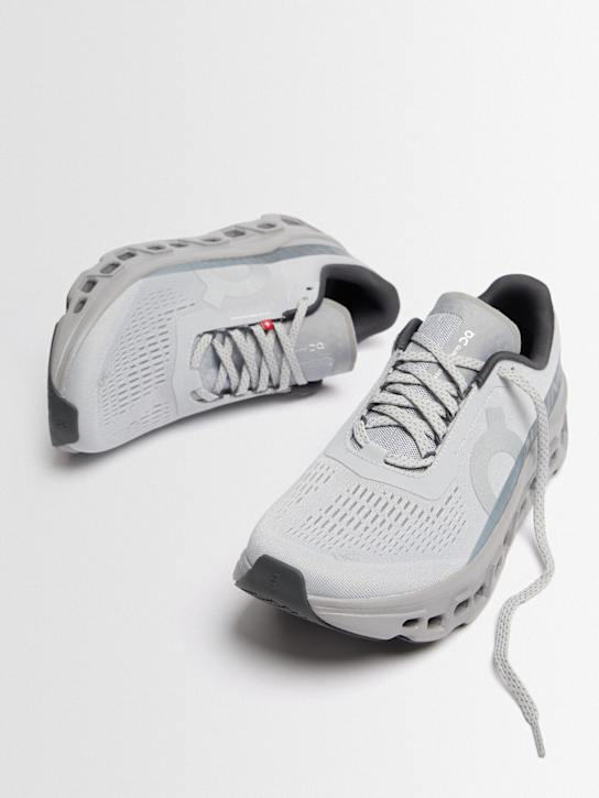 On - Cloudmonster 1 sneakers