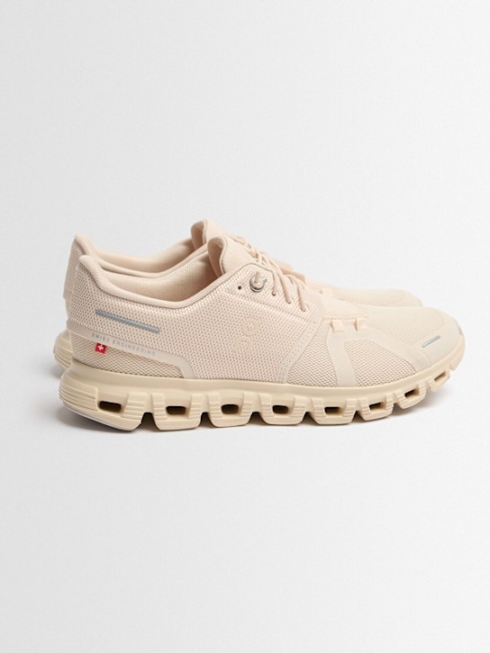 On: Cloud 6 sneakers