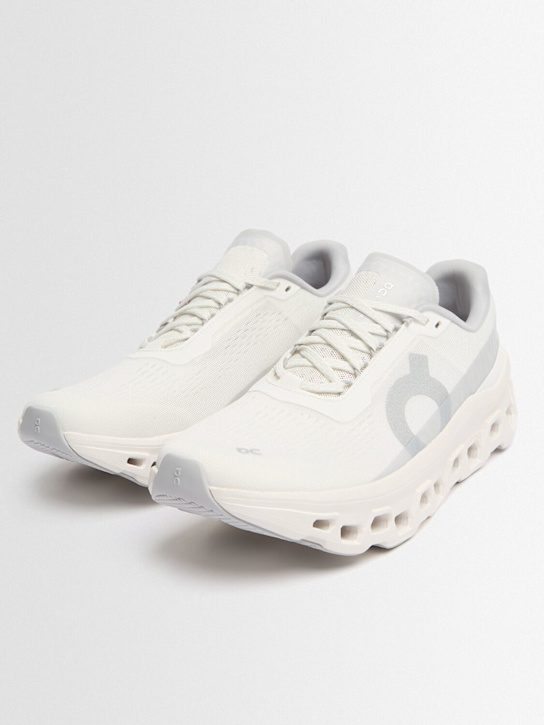 On - Cloudmonster 1 sneakers