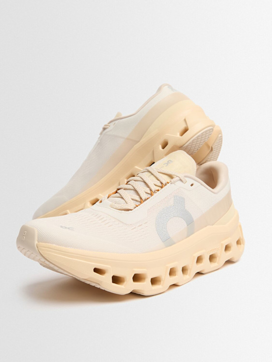 On - Cloudmonster 1 sneakers