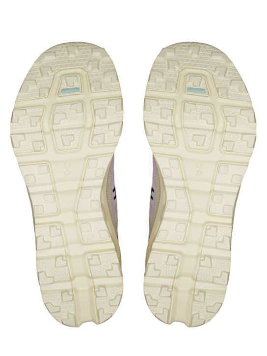 On: Cloudvista 2 sneakers