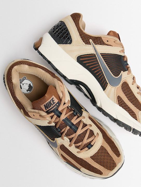Nike: Zoom Vomero 5 sneakers