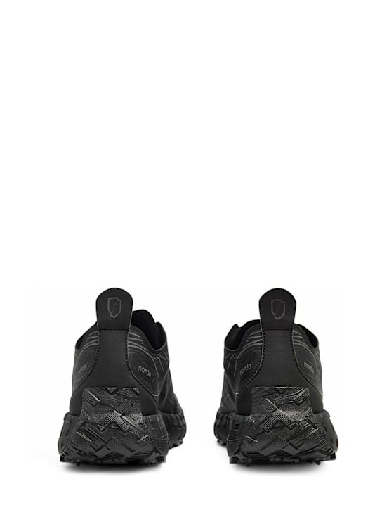 Norda: 001 Dyneema trail running sneakers