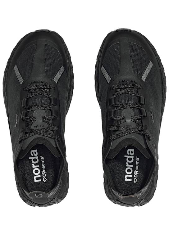Norda: 001 Dyneema trail running sneakers