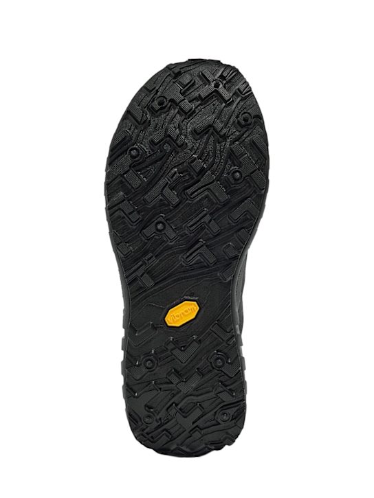 Norda: 001 Dyneema trail running sneakers