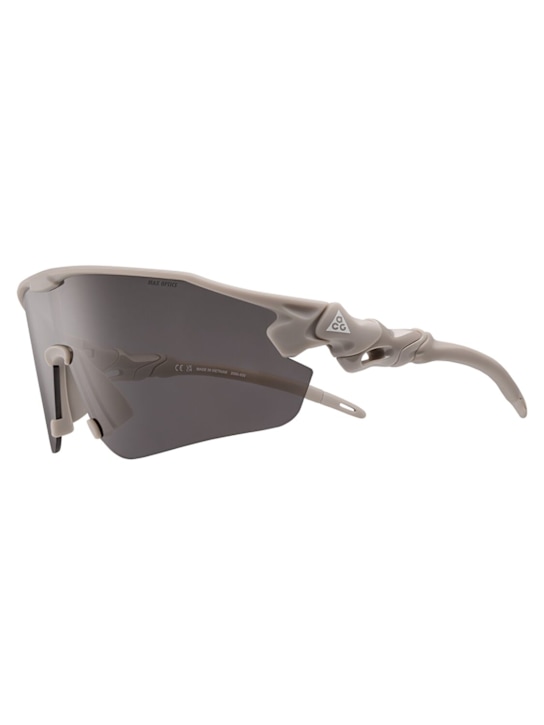 Nike: ACG Vista Peak sunglasses