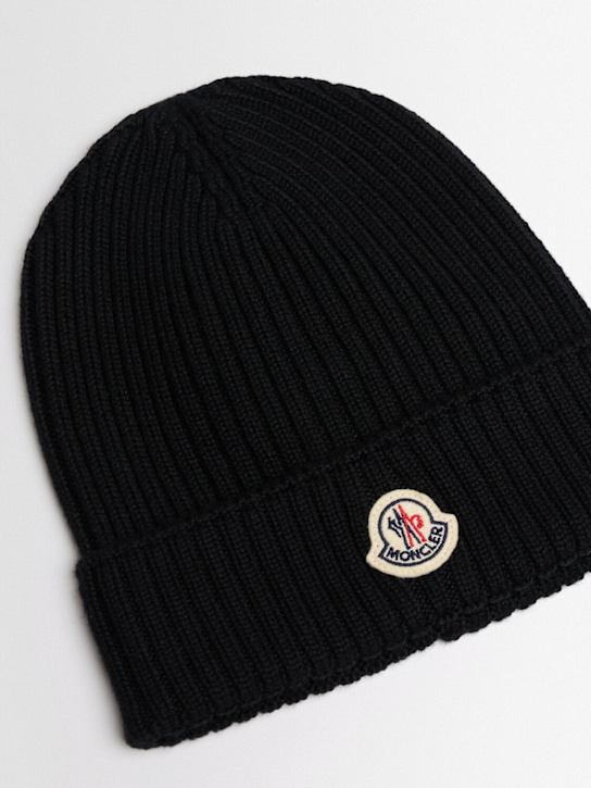 Moncler: Virgin wool beanie