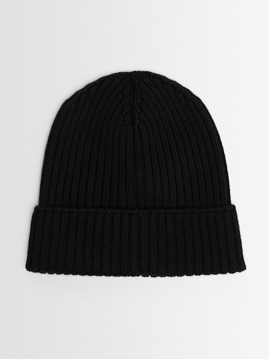 Moncler: Virgin wool beanie