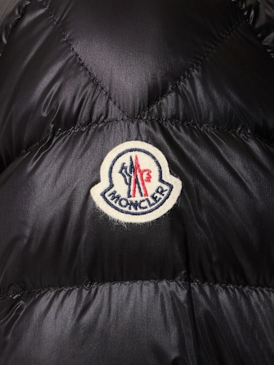 Moncler: DAUNENJACKE AUS LEICHTEM NYLON "ACORUS"