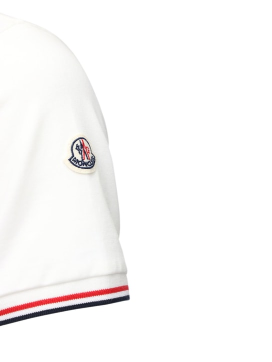 Moncler: T-SHIRT AUS STRETCH-BAUMWOLLJERSEY