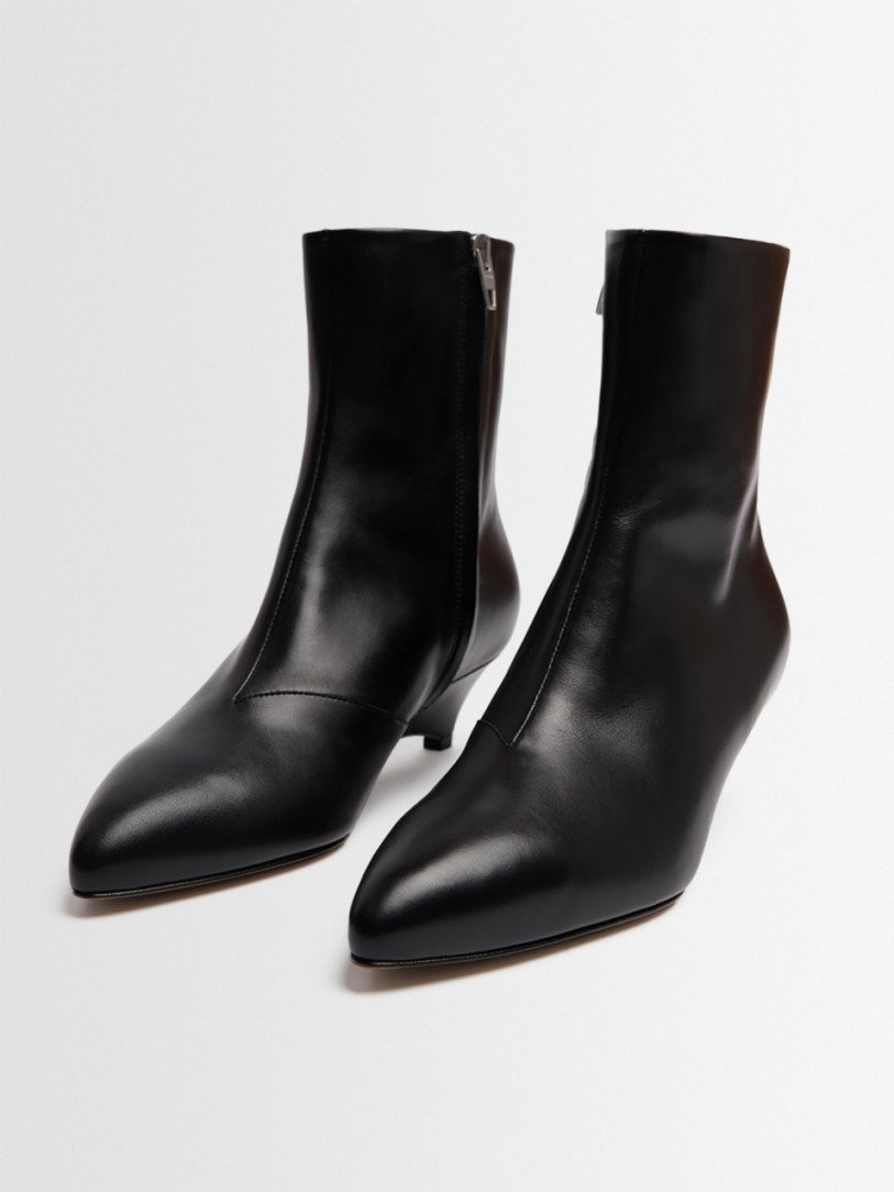 Jil Sander - Arc heeled leather ankle boots