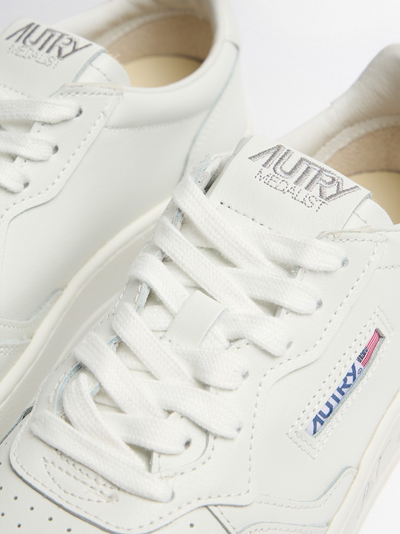 Autry: Medalist low sneakers