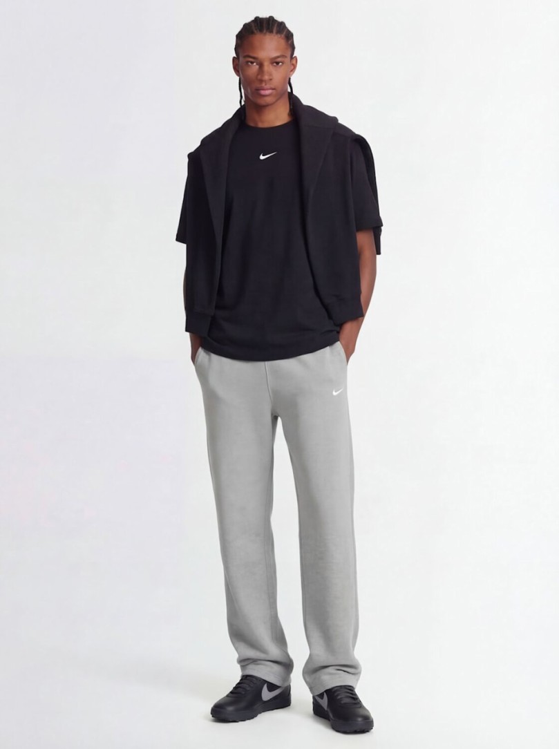 Nike - Oversized T-shirt with logo