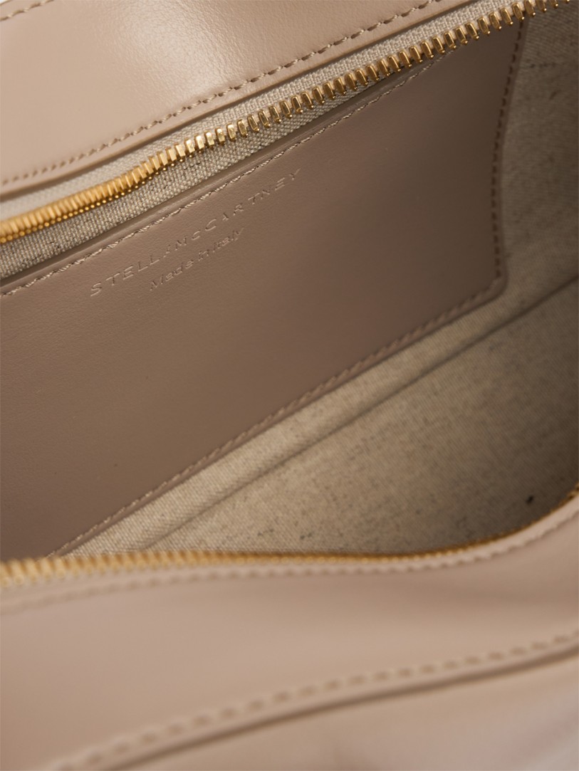 Stella McCartney: 斯特拉·麦卡特尼中号压花粗犷手袋