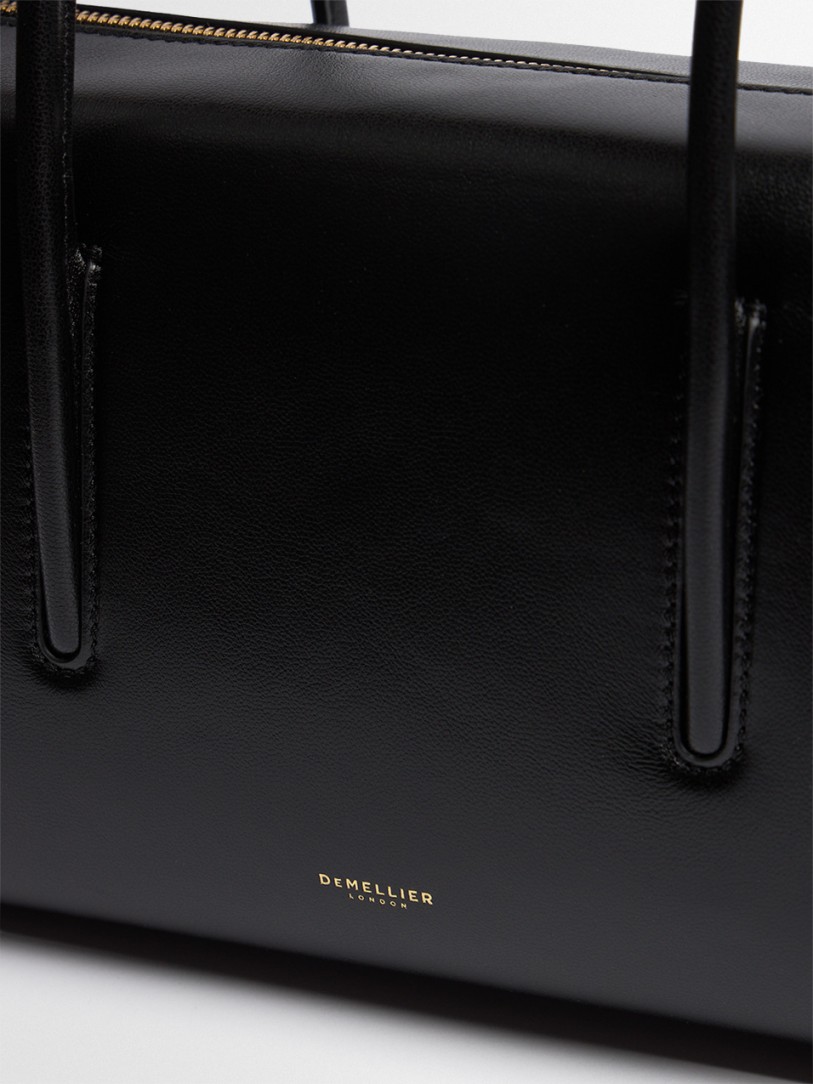 DeMellier: Die Schultertasche aus Körner-Leder in Stockholm